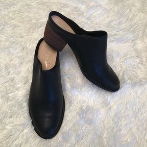 Clark Women's Slip On Shoes Size 8